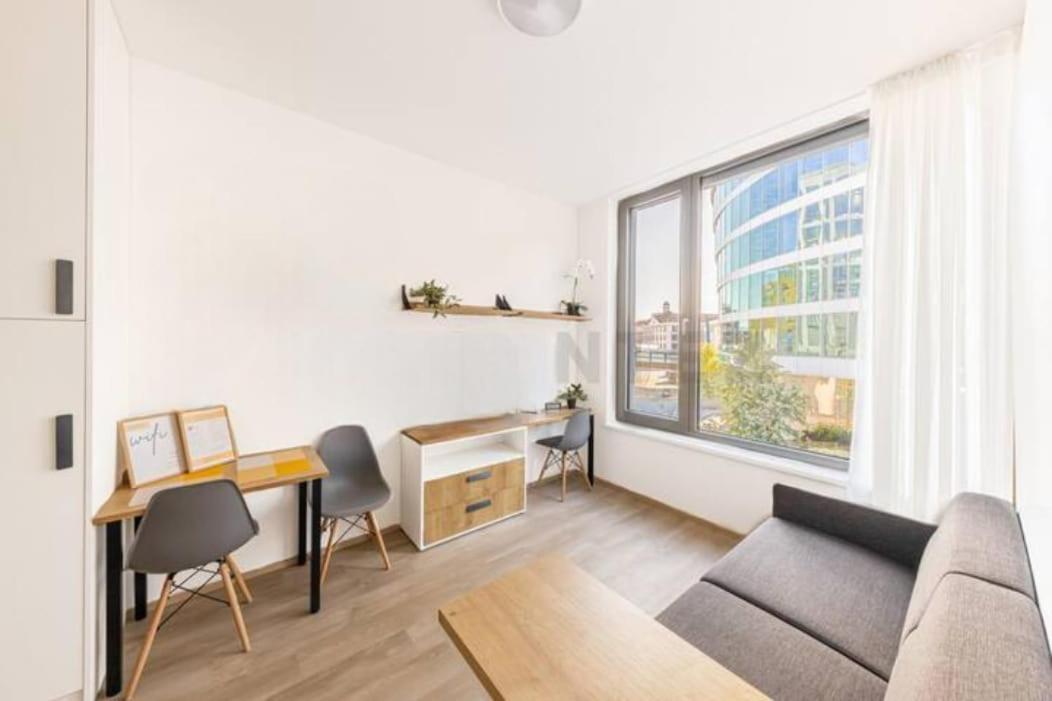 Apartment Mymozart Lux With Parking Included